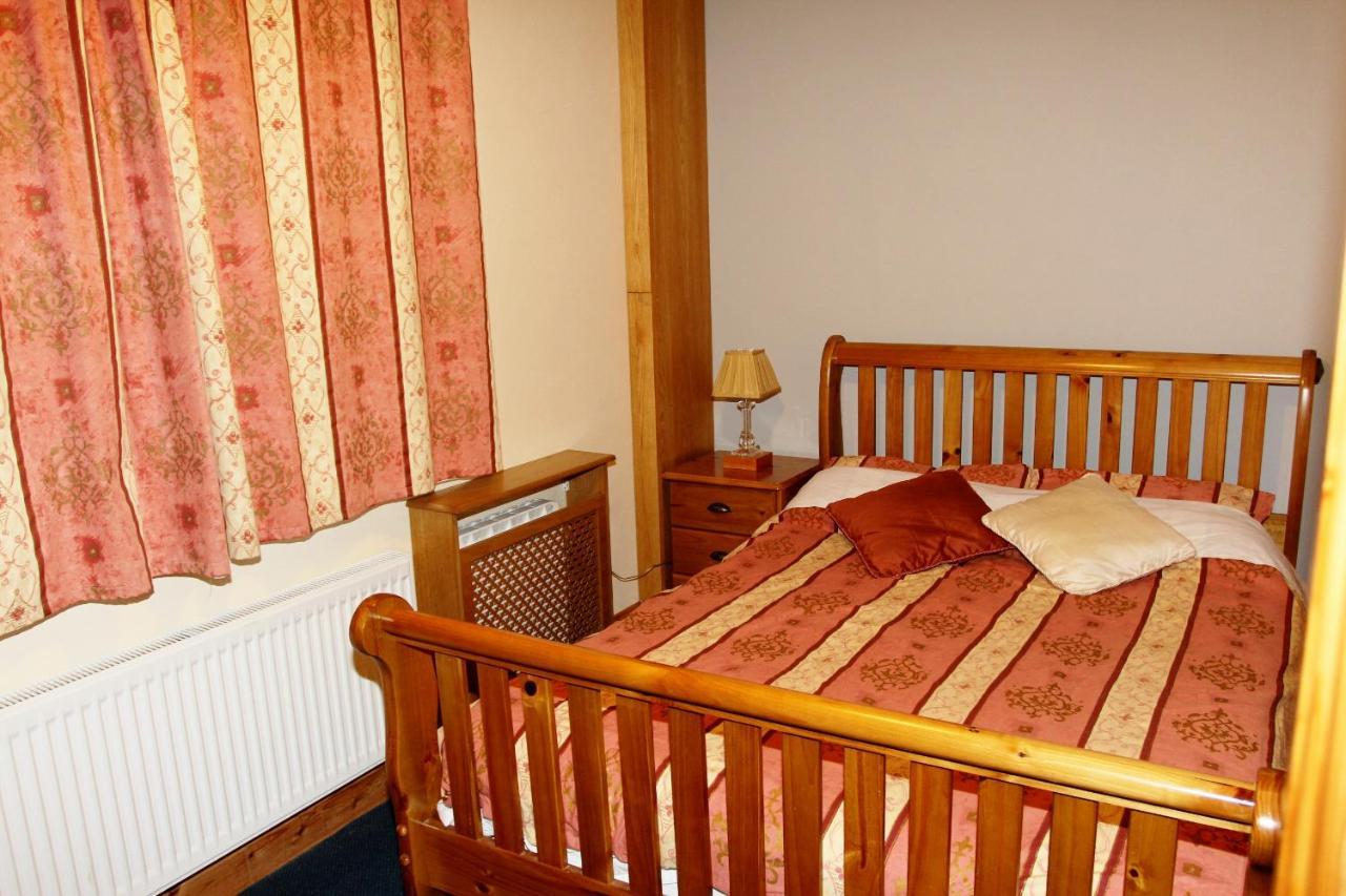 Clare'S Rock Self-Catering Accommodation Carron Exterior foto