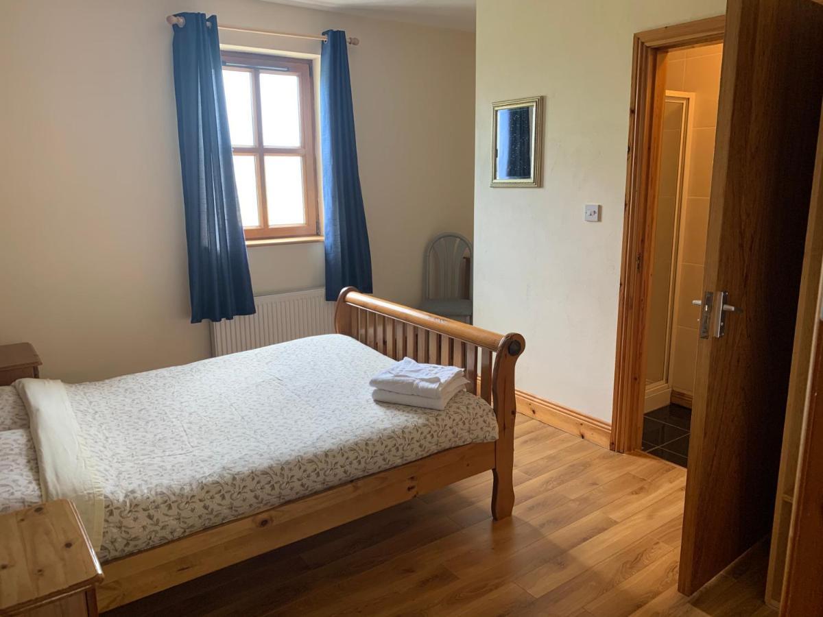 Clare'S Rock Self-Catering Accommodation Carron Exterior foto