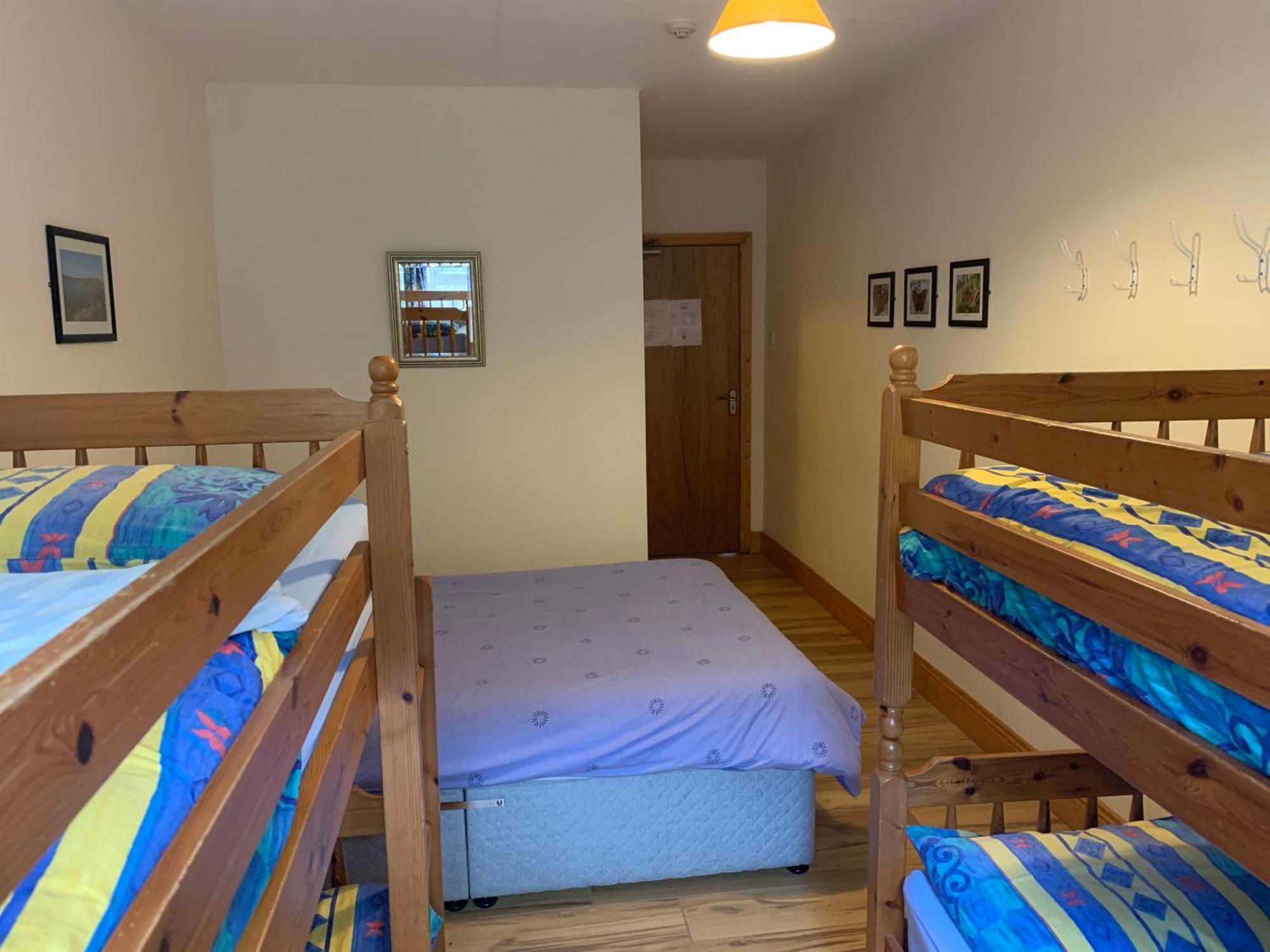 Clare'S Rock Self-Catering Accommodation Carron Exterior foto