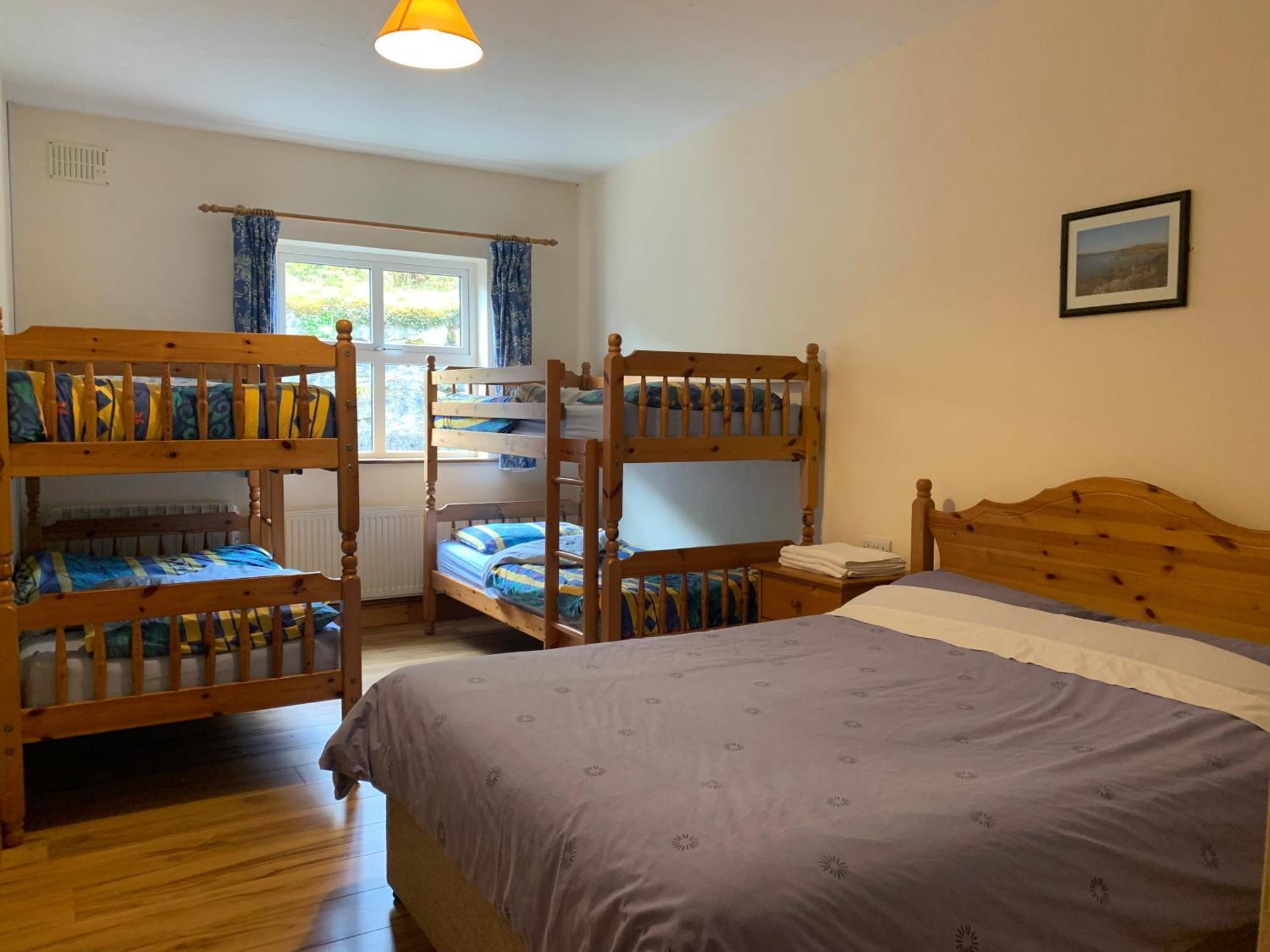 Clare'S Rock Self-Catering Accommodation Carron Exterior foto